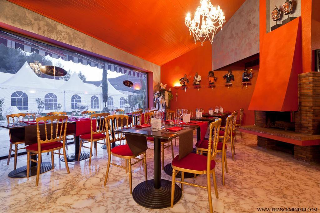 Villa Cyriel Contes  외부 사진