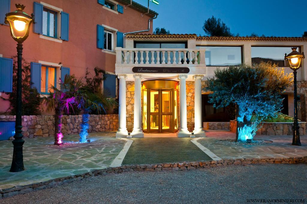 Villa Cyriel Contes  외부 사진