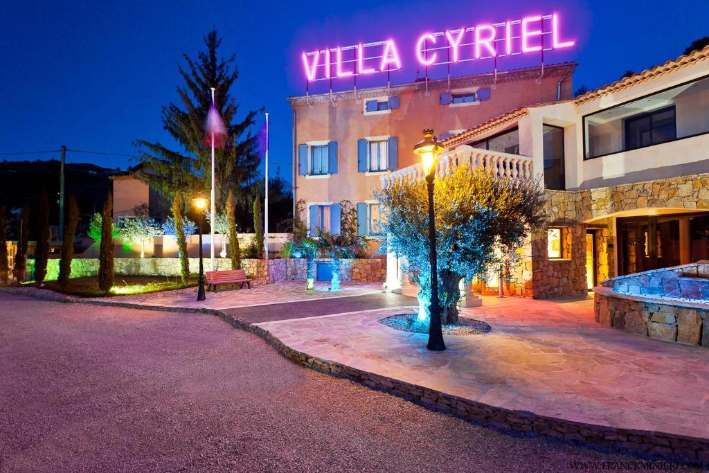 Villa Cyriel Contes  외부 사진